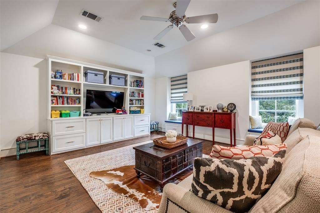 5335 Emerson Avenue, Dallas, TX 75209 5335 Emerson Avenue, Dallas, TX 75209