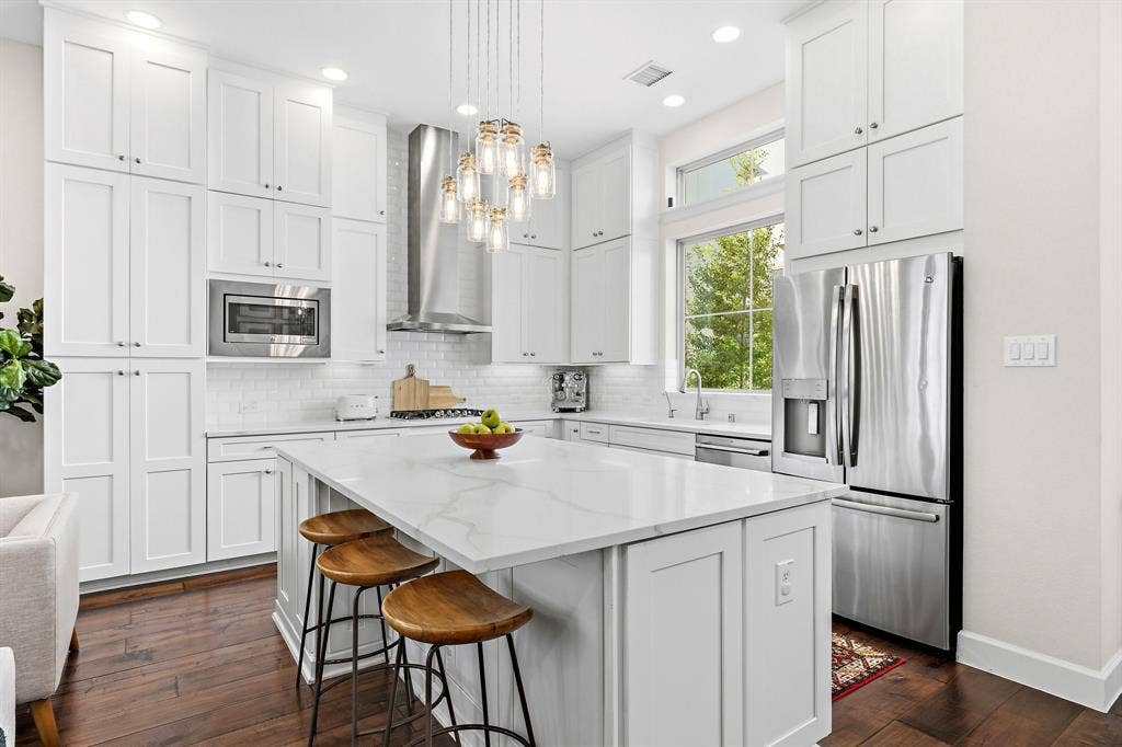 763 Spanish Oaks Place, Dallas, TX 75204 763 Spanish Oaks Place, Dallas, TX 75204