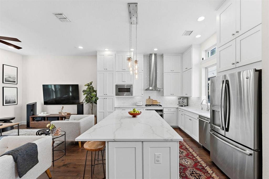 763 Spanish Oaks Place, Dallas, TX 75204 763 Spanish Oaks Place, Dallas, TX 75204