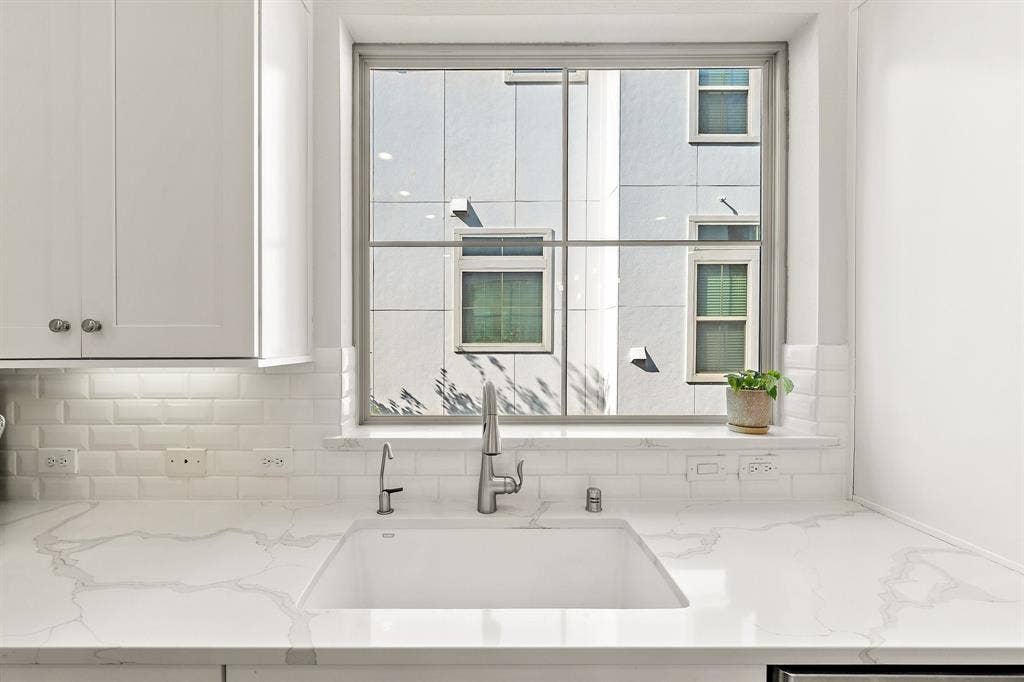763 Spanish Oaks Place, Dallas, TX 75204 763 Spanish Oaks Place, Dallas, TX 75204