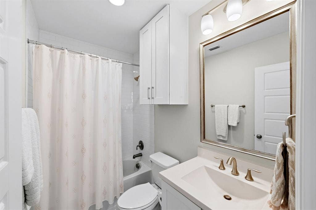 763 Spanish Oaks Place, Dallas, TX 75204 763 Spanish Oaks Place, Dallas, TX 75204