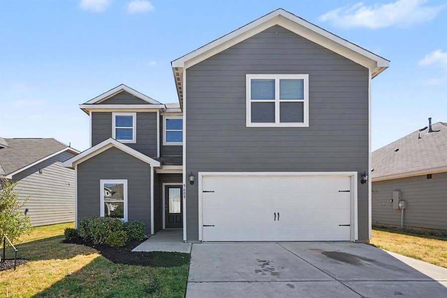 Property photo for 9609 Teton Vista Drive, Fort Worth, TX