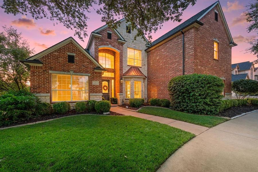 Property photo for 17 Panorama Trail, Trophy Club, TX