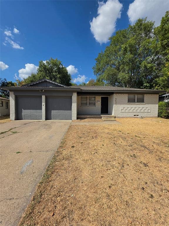 Property photo for 9421 Bluffcreek Drive, Dallas, TX