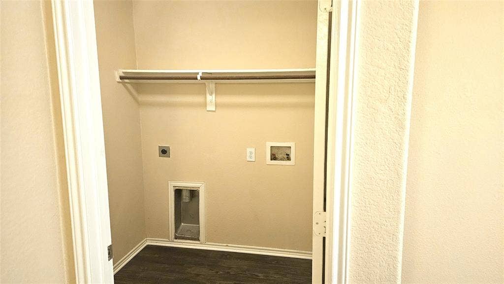 2108 Ingrid Lane, Fort Worth, TX 76131 2108 Ingrid Lane, Fort Worth, TX 76131