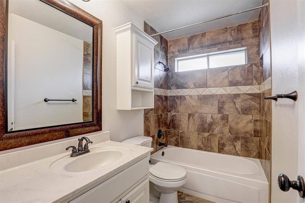 7104 Cook Circle, North Richland Hills, TX 76182