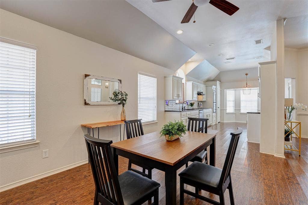 7104 Cook Circle, North Richland Hills, TX 76182