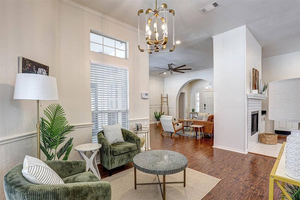 7104 Cook Circle, North Richland Hills, TX 76182