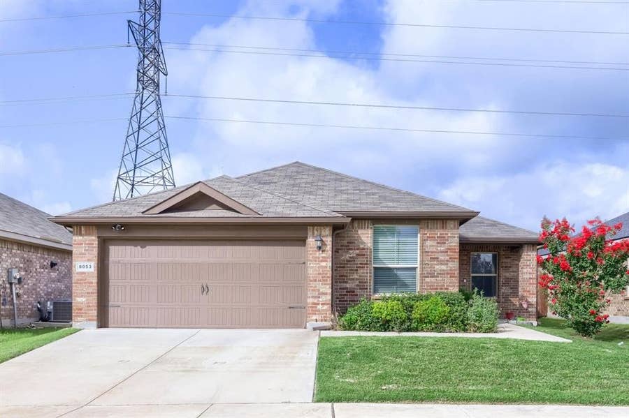 Property photo for 8053 Muddy Creek Drive, Fort Worth, TX