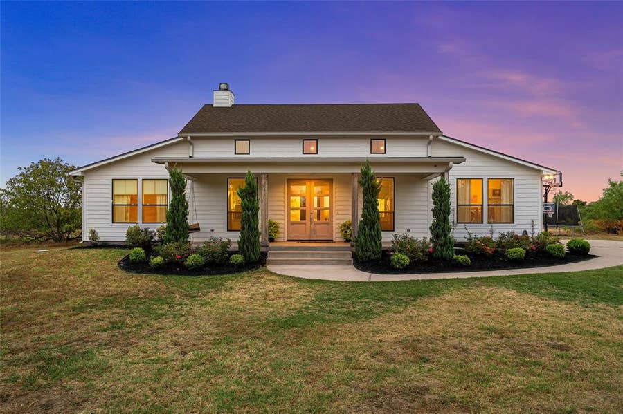 Property photo for 3325 J J Flewellen Road, Waco, TX