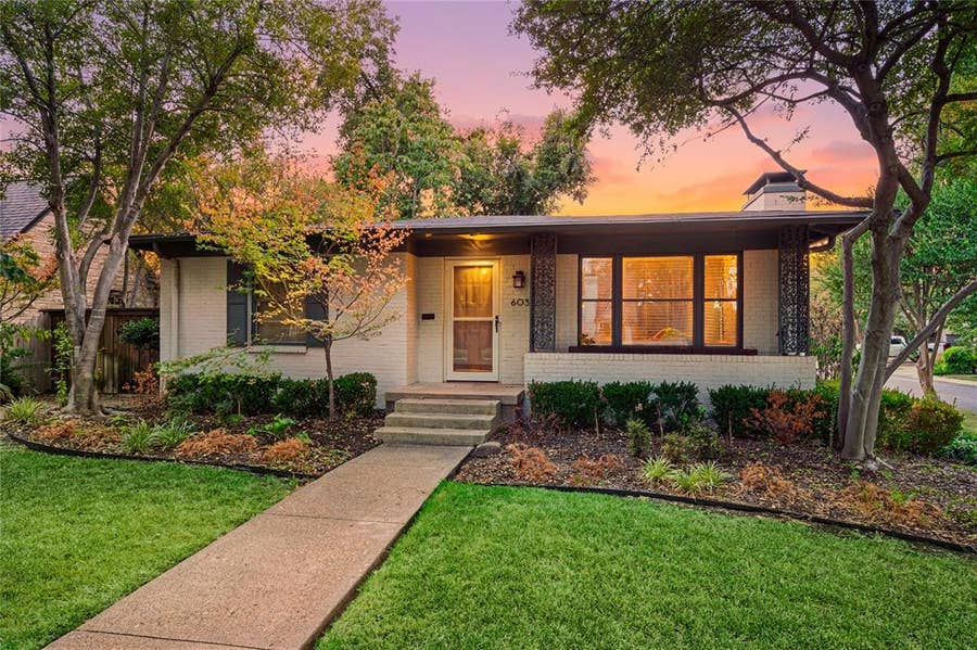 Property photo for 603 Clermont Avenue, Dallas, TX