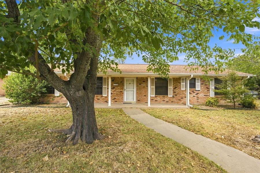 Property photo for 5601 Caldwell Drive, Waco, TX