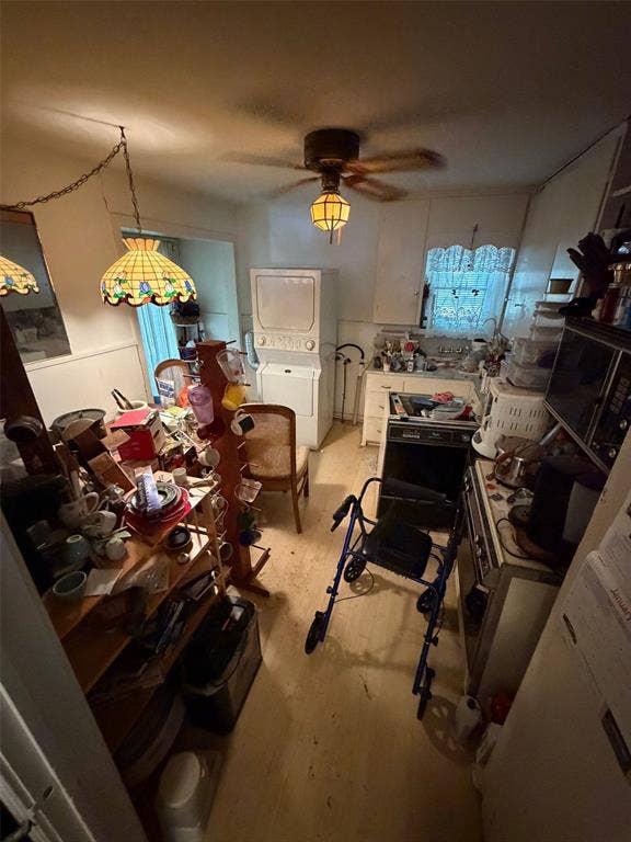 210 Almond Street, Waxahachie, TX 75165 210 Almond Street, Waxahachie, TX 75165