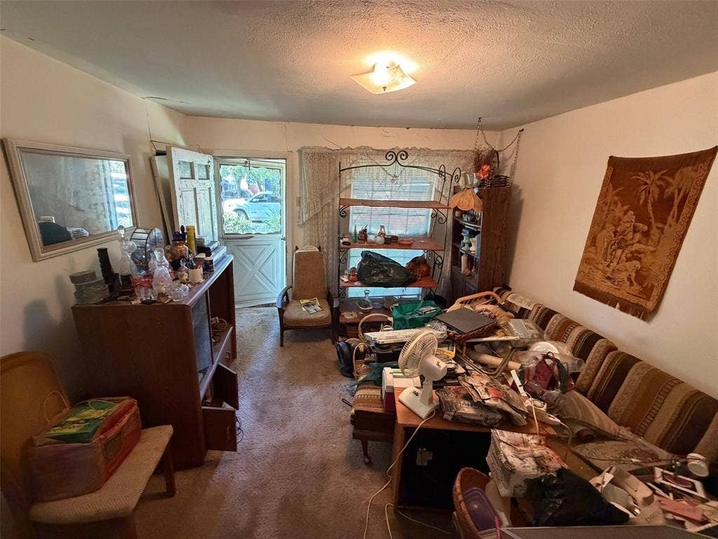 210 Almond Street, Waxahachie, TX 75165 210 Almond Street, Waxahachie, TX 75165
