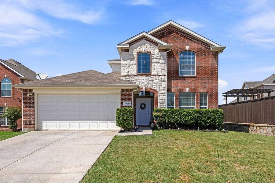 Property photo for 2721 Lone Ranger Trail, Little Elm, TX