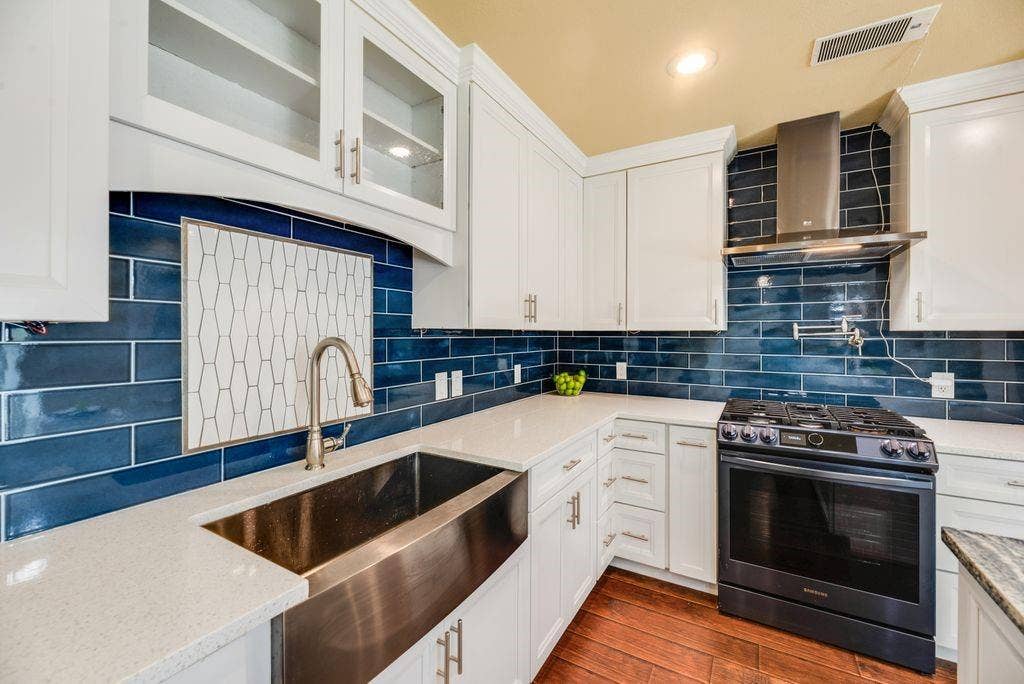 2305 Mccoy Court, Carrollton, TX 75006 2305 Mccoy Court, Carrollton, TX 75006