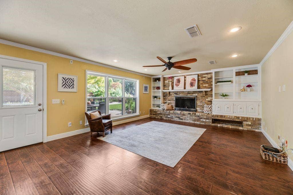2305 Mccoy Court, Carrollton, TX 75006 2305 Mccoy Court, Carrollton, TX 75006