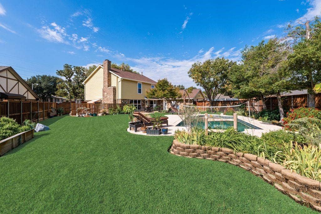 2305 Mccoy Court, Carrollton, TX 75006 2305 Mccoy Court, Carrollton, TX 75006