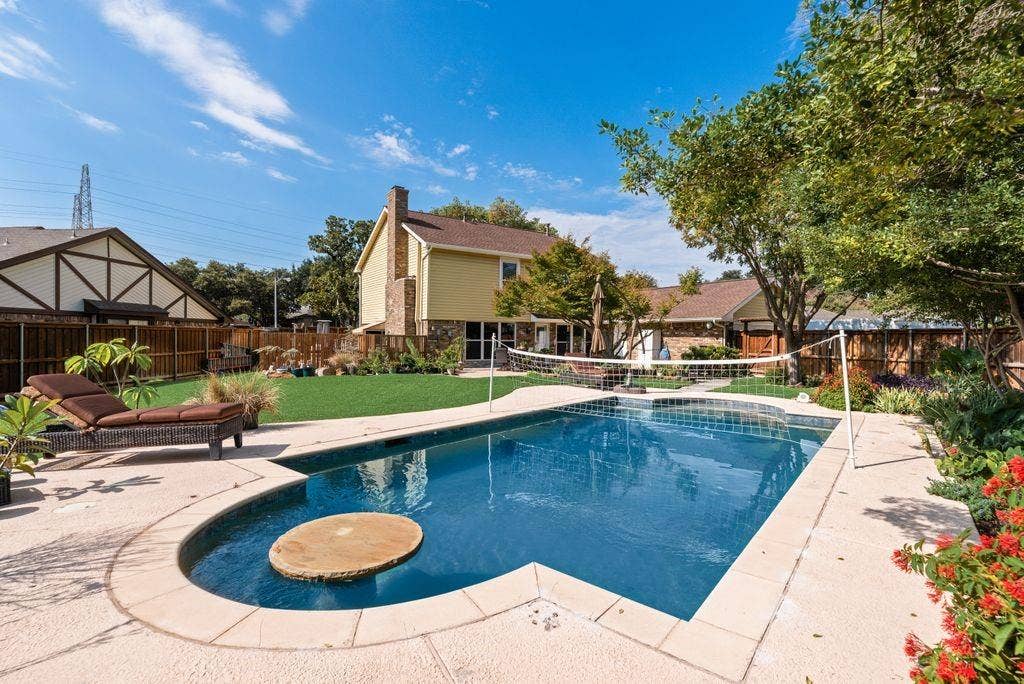 2305 Mccoy Court, Carrollton, TX 75006 2305 Mccoy Court, Carrollton, TX 75006