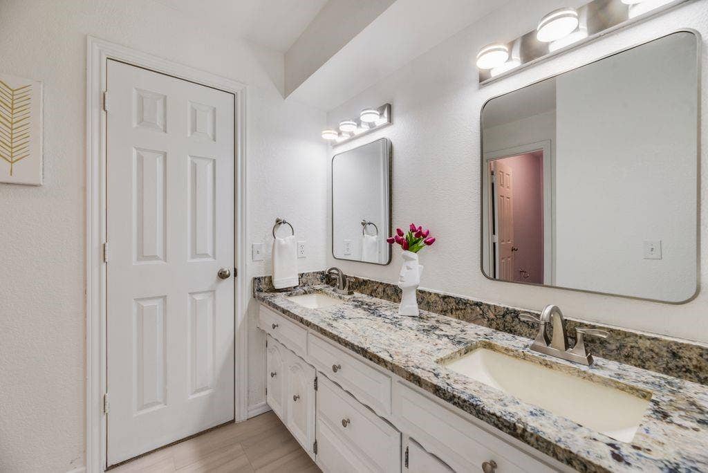 2305 Mccoy Court, Carrollton, TX 75006 2305 Mccoy Court, Carrollton, TX 75006