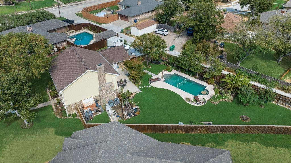 2305 Mccoy Court, Carrollton, TX 75006 2305 Mccoy Court, Carrollton, TX 75006