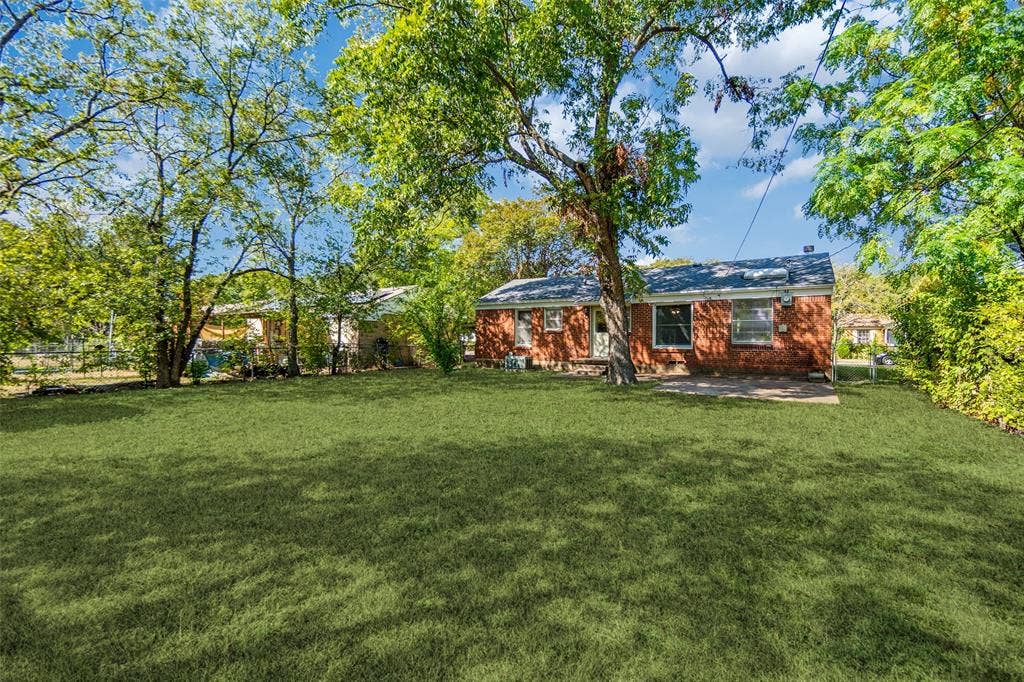 10618 Sylvia Drive, Dallas, TX 75228 10618 Sylvia Drive, Dallas, TX 75228