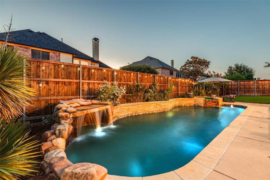 Property photo for 10757 Southbury Lane, Frisco, TX