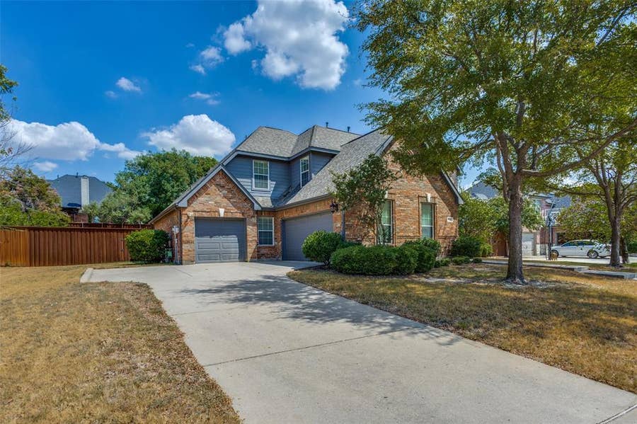 Property photo for 840 Clearlake Drive, Prosper, TX