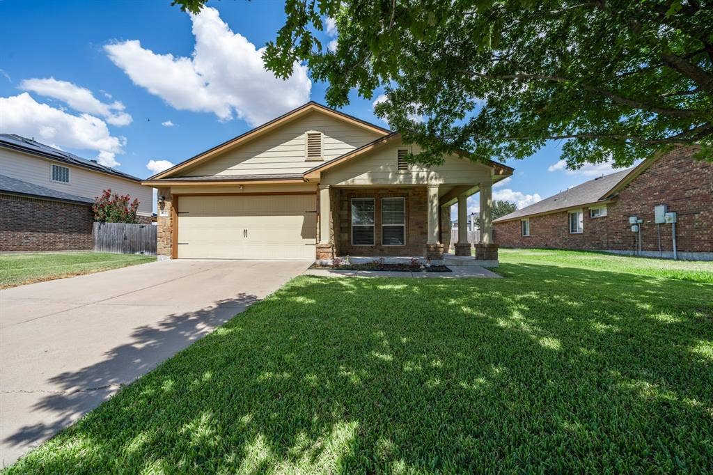 9933 Iron Horse Trail, Waco, TX 76708 9933 Iron Horse Trail, Waco, TX 76708