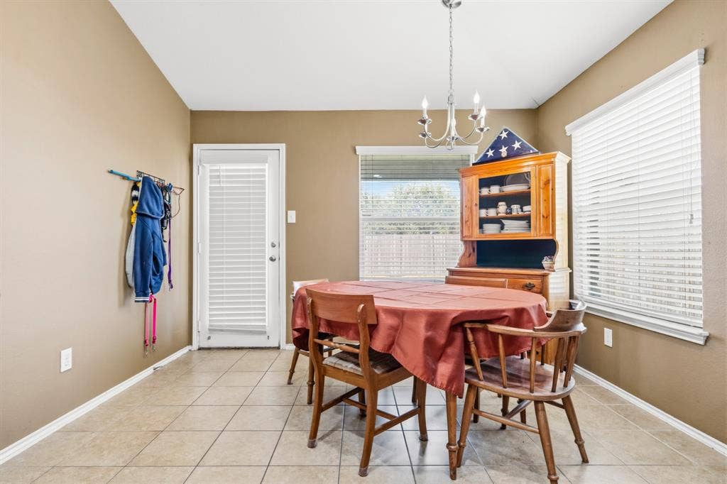 9933 Iron Horse Trail, Waco, TX 76708 9933 Iron Horse Trail, Waco, TX 76708
