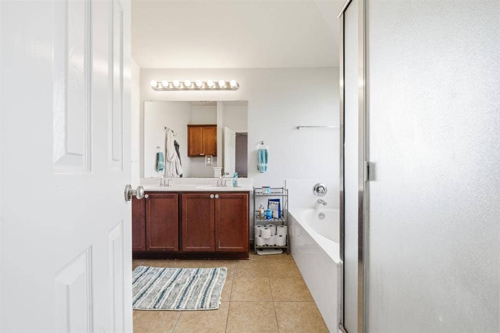 9933 Iron Horse Trail, Waco, TX 76708 9933 Iron Horse Trail, Waco, TX 76708