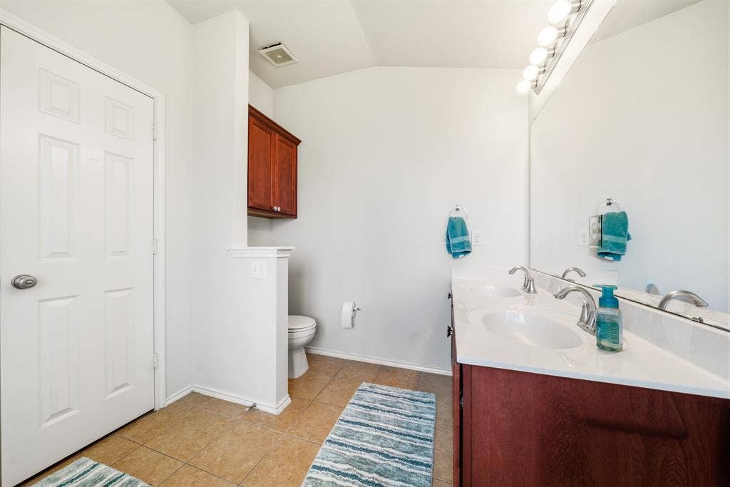 9933 Iron Horse Trail, Waco, TX 76708 9933 Iron Horse Trail, Waco, TX 76708