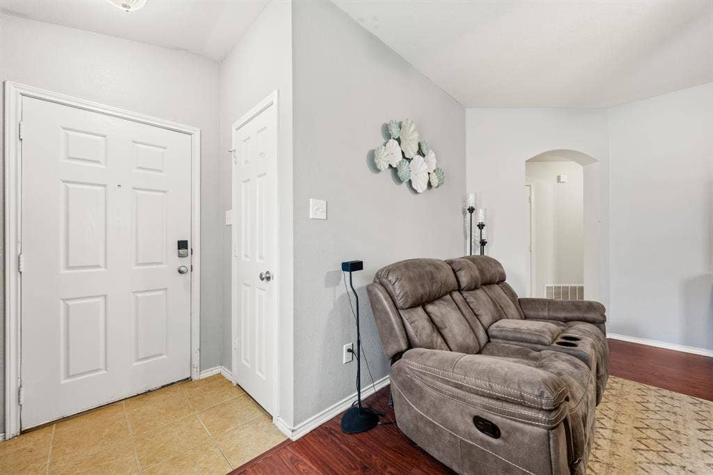 9933 Iron Horse Trail, Waco, TX 76708 9933 Iron Horse Trail, Waco, TX 76708