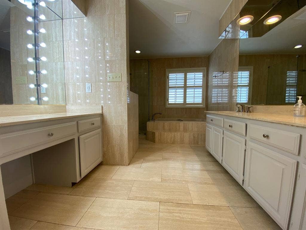3112 San Jacinto Street, Dallas, TX 75204 3112 San Jacinto Street, Dallas, TX 75204