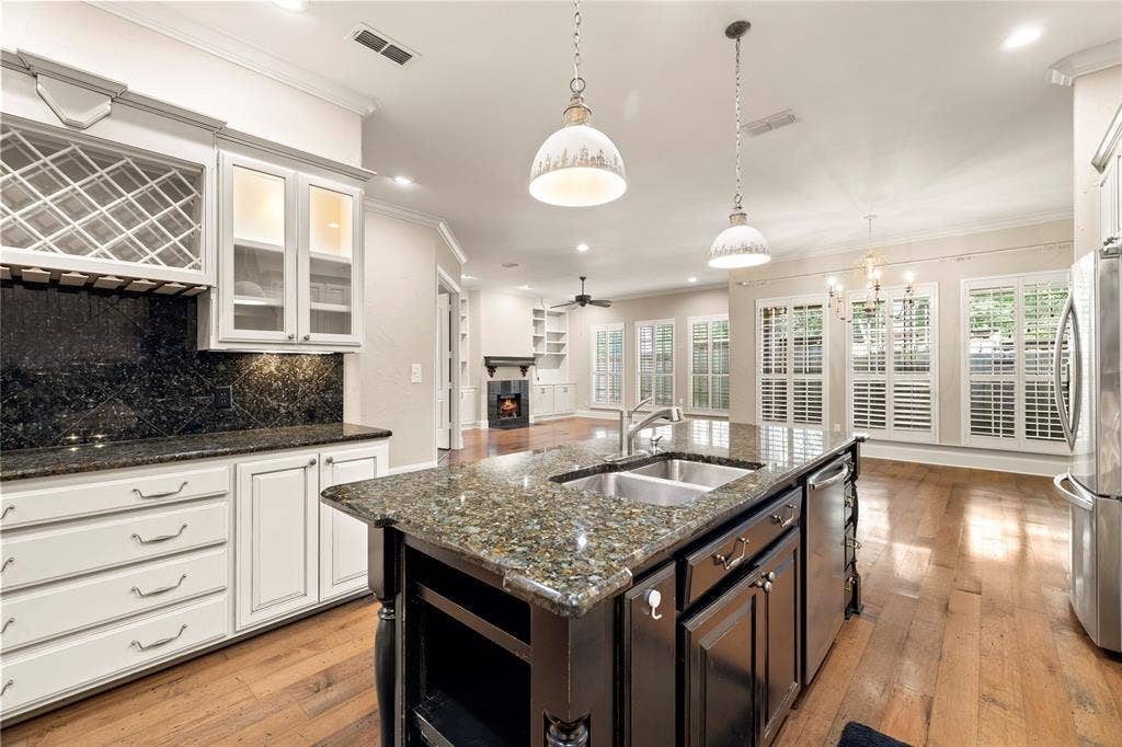 789 Fairmont Drive, Tyler, TX 75701 789 Fairmont Drive, Tyler, TX 75701