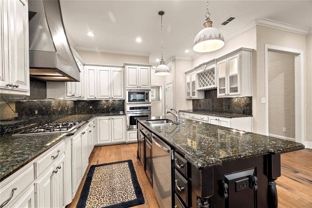789 Fairmont Drive, Tyler, TX 75701 789 Fairmont Drive, Tyler, TX 75701