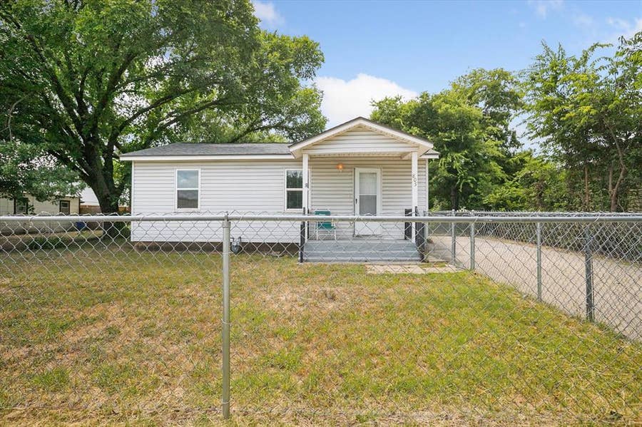 Property photo for 805 Ronald Street, White Settlement, TX