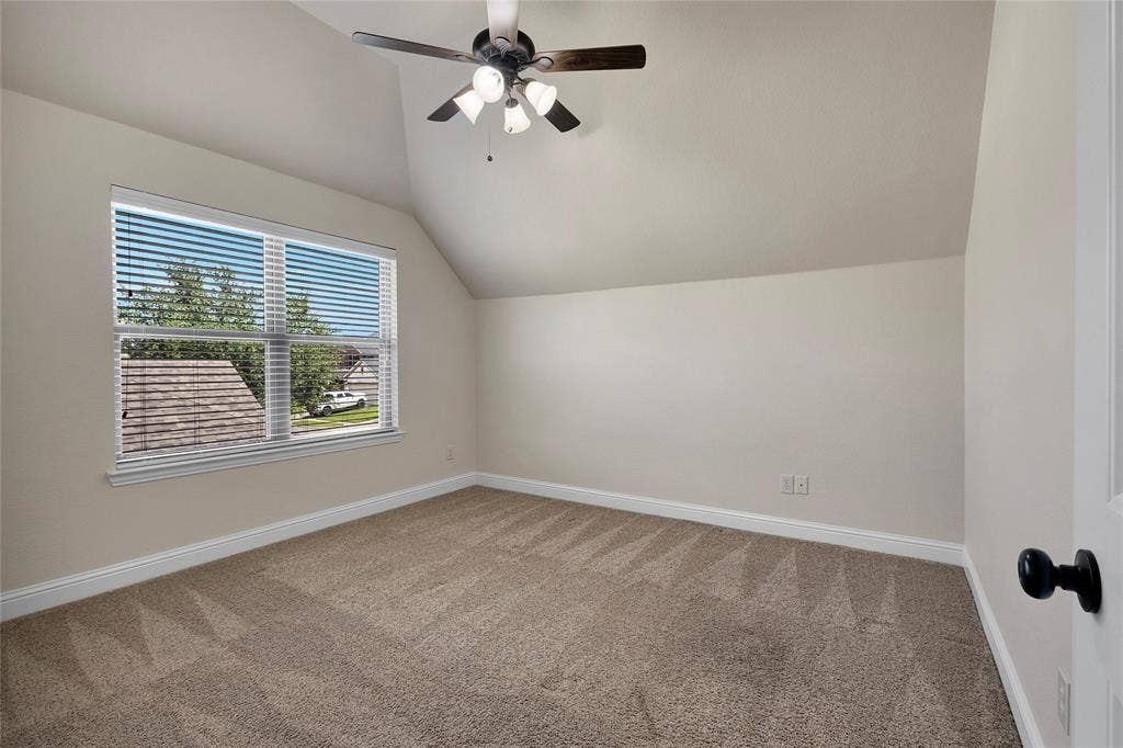 2102 Fair Parke Lane, Wylie, TX 75098 upstairs