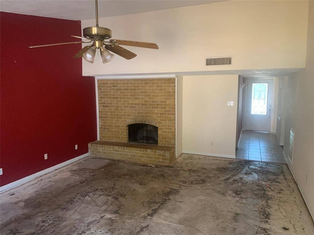 2917 Clover Valley Drive, Garland, TX 75043 2917 Clover Valley Drive, Garland, TX 75043