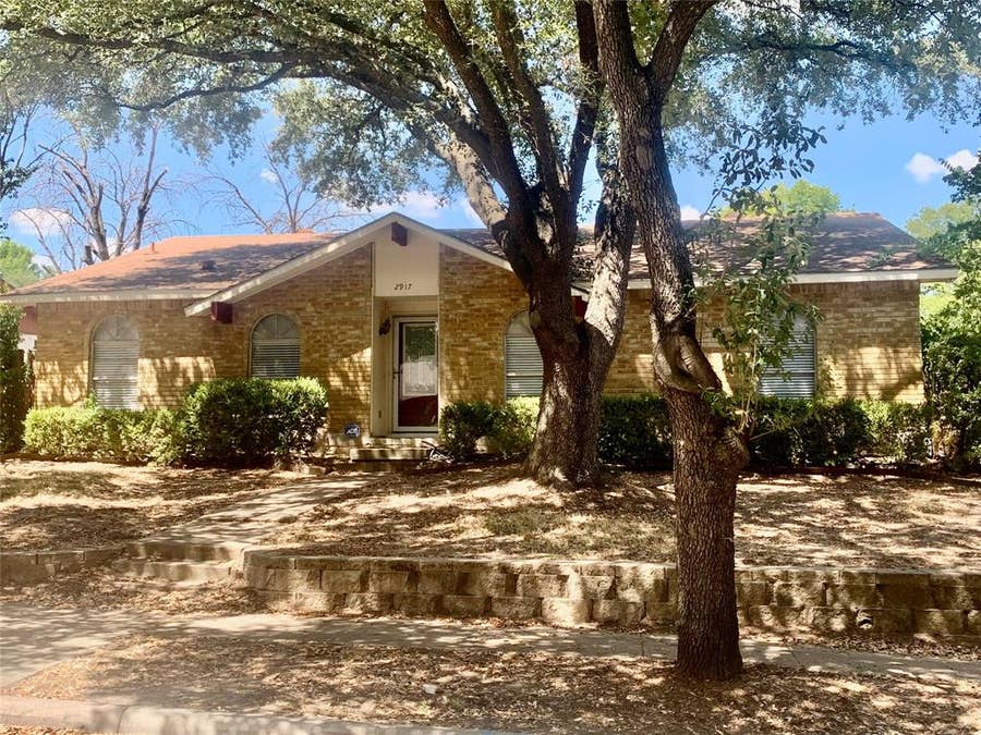 Property photo for 2917 Clover Valley Drive, Garland, TX