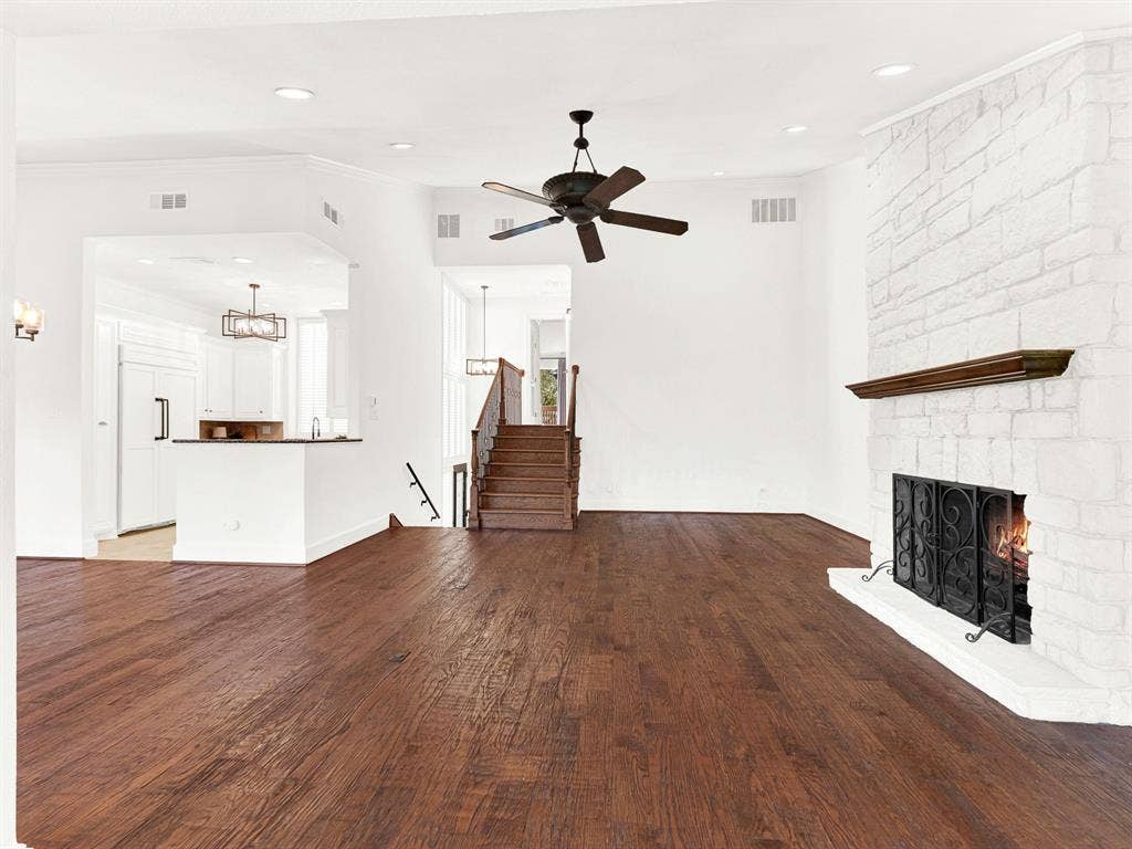 Handscraped Hardwood Floors