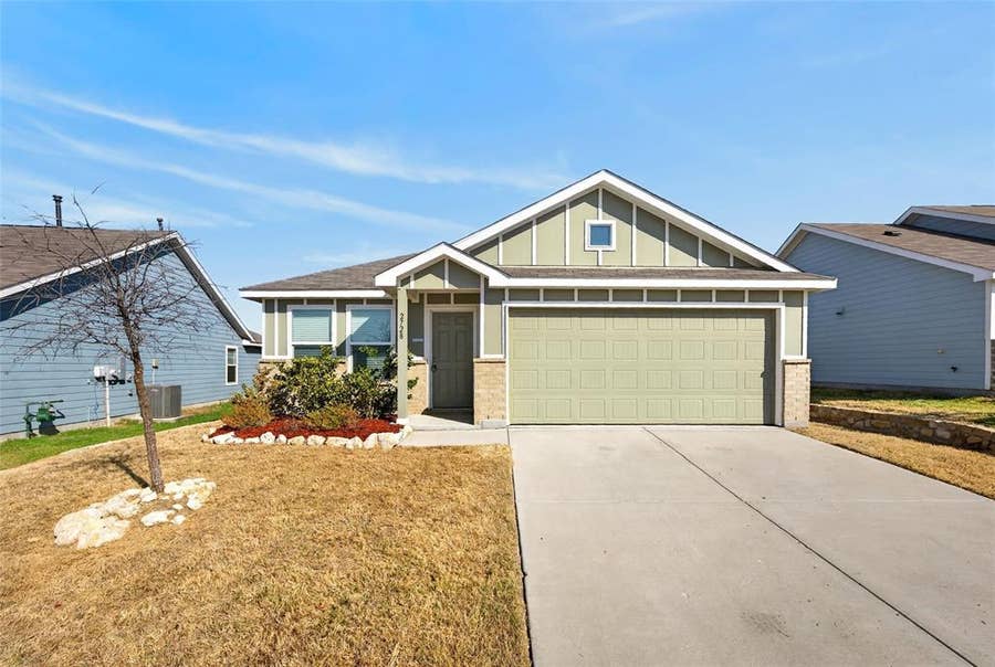 Property photo for 2728 Starwater Drive, Fort Worth, TX