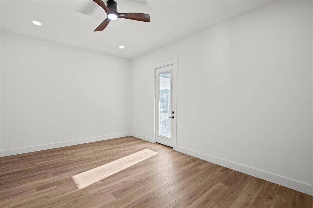 625 Turner Drive, Trinidad, TX 75163 Level two Bedroom #4 waterside facing with private balcony and ensuite.
