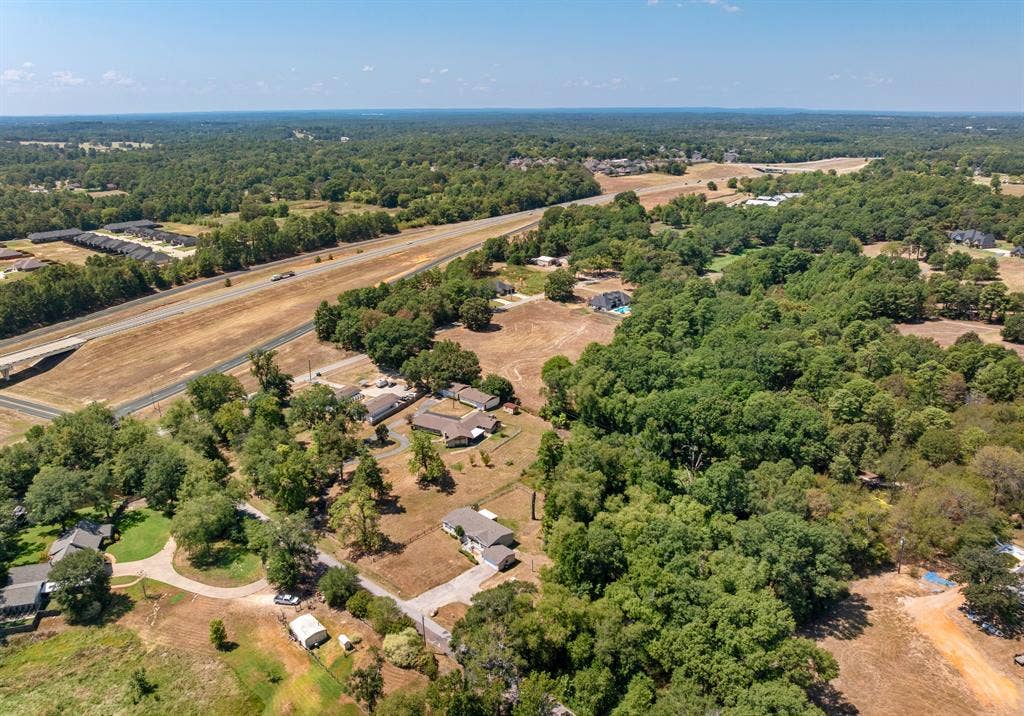 16202 County Road 165, Tyler, TX 75703 16202 County Road 165, Tyler, TX 75703