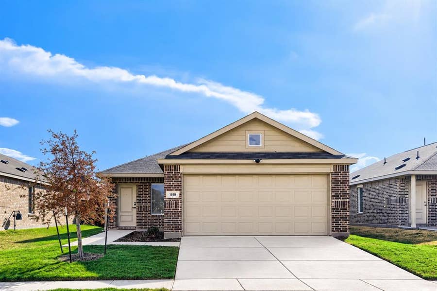Property photo for 1619 Grassy Pond Road, Forney, TX