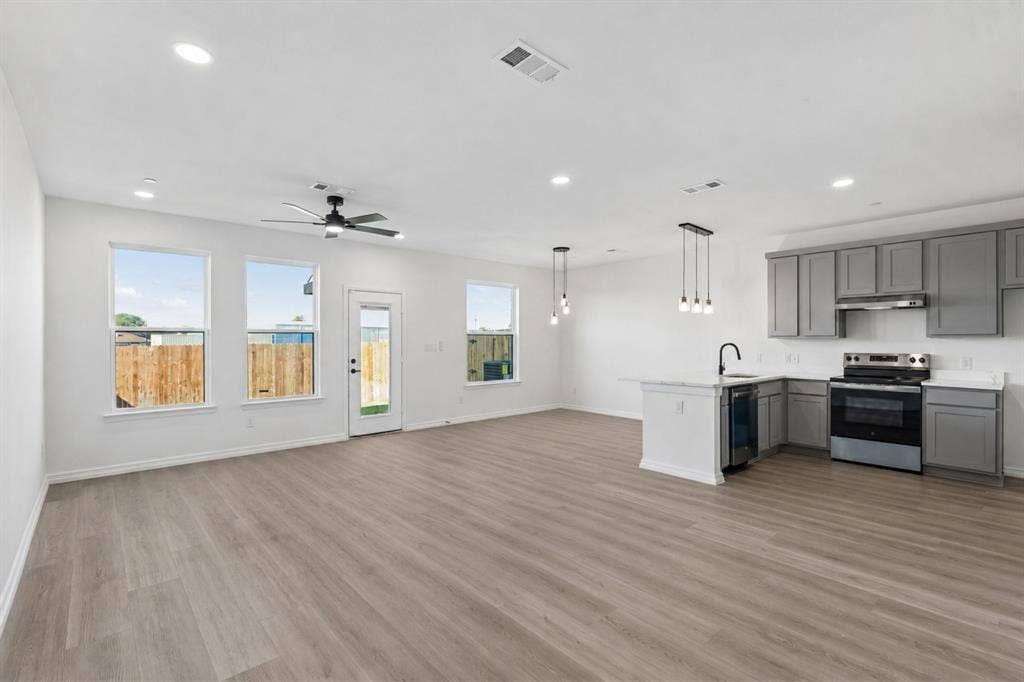 4453 Crescent Heights Road, Garland, TX 75043