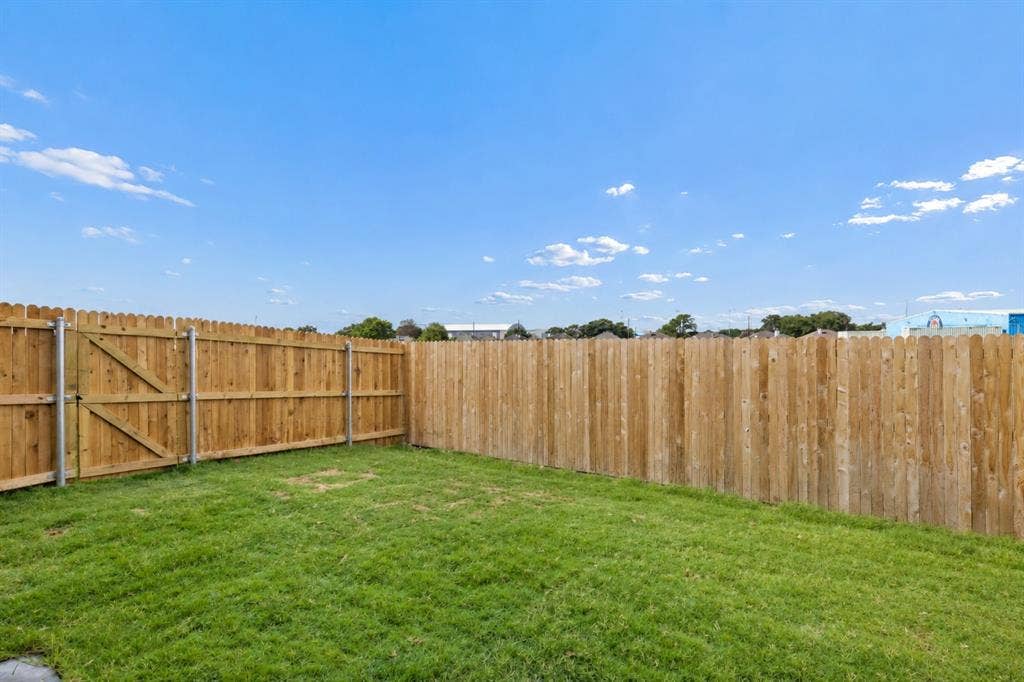 4453 Crescent Heights Road, Garland, TX 75043