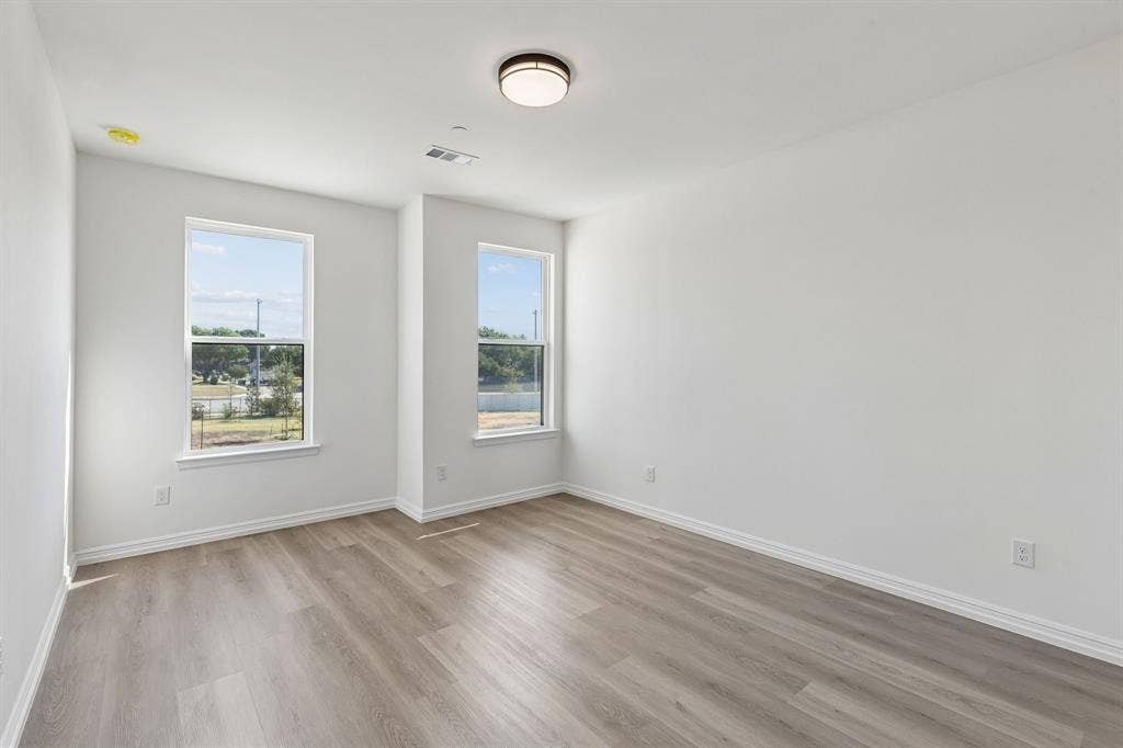 4453 Crescent Heights Road, Garland, TX 75043