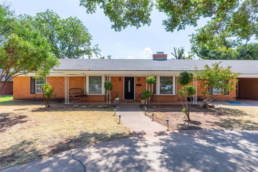 Property photo for 10 Harvard Place, Abilene, TX