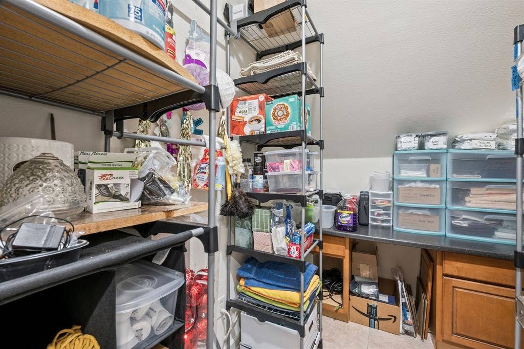 5901 Parkside Court, Granbury, TX 76048 5901 Parkside Court, Granbury, TX 76048